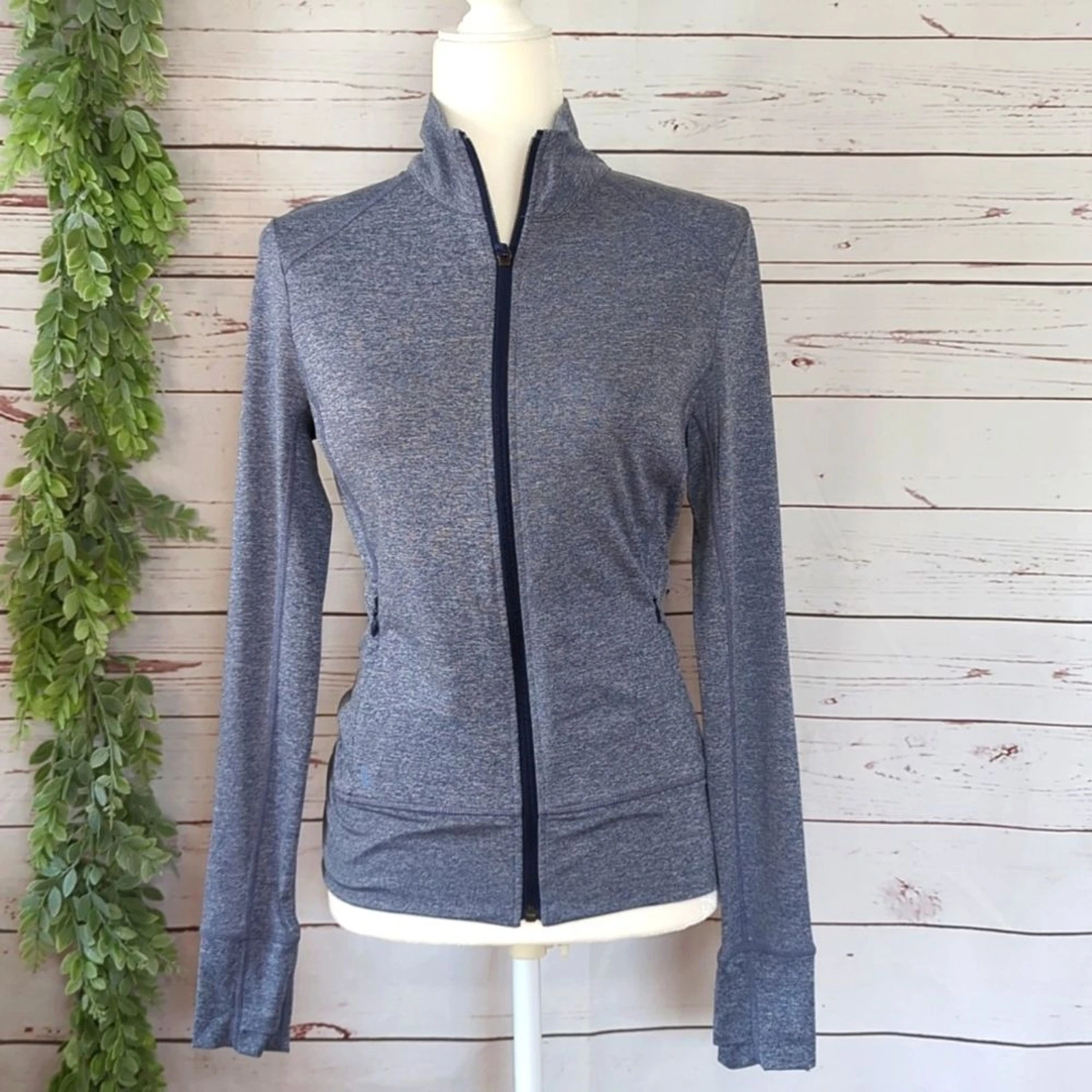 lole athleisure activewear workout slim thumbholes yoga jacket