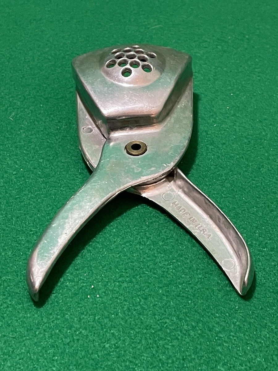 Vintage Irvin Ware Hand Held Citrus Juicer Lemon Squeezer Aluminum