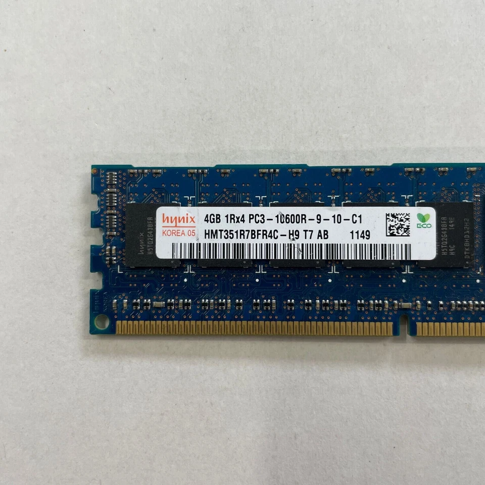 Hynix 4GB DDR3 RAM PC3-10600R 1333MHz ECC Registered Memory HMT351R7BFR4C-H9 - Image 2 of 4