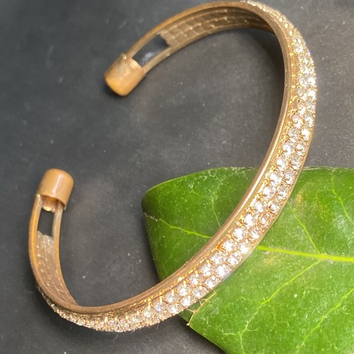 Vintage Crystal Cuff Bangle Bracelet Estate Jewelry Pre-Owned Sparkle - Picture 4 of 11