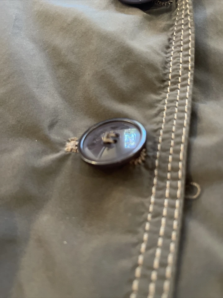 Chaqueta cortavientos Emporio Armani para mujer talla 12 marrón ver descripción ☼ Foto 3 de 4