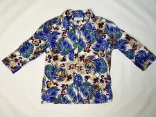 Breckenridge Woman's ShirtSize Large Button Down, 3/4 Sleeves ~Rainforest Outing