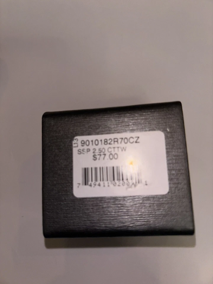 Anillo CRISLU 3 Piedras Platino Esterlina 2.5 cctw Talla 6 ¡Absolutamente Precioso! Nuevo con etiquetas Foto 3 de 4