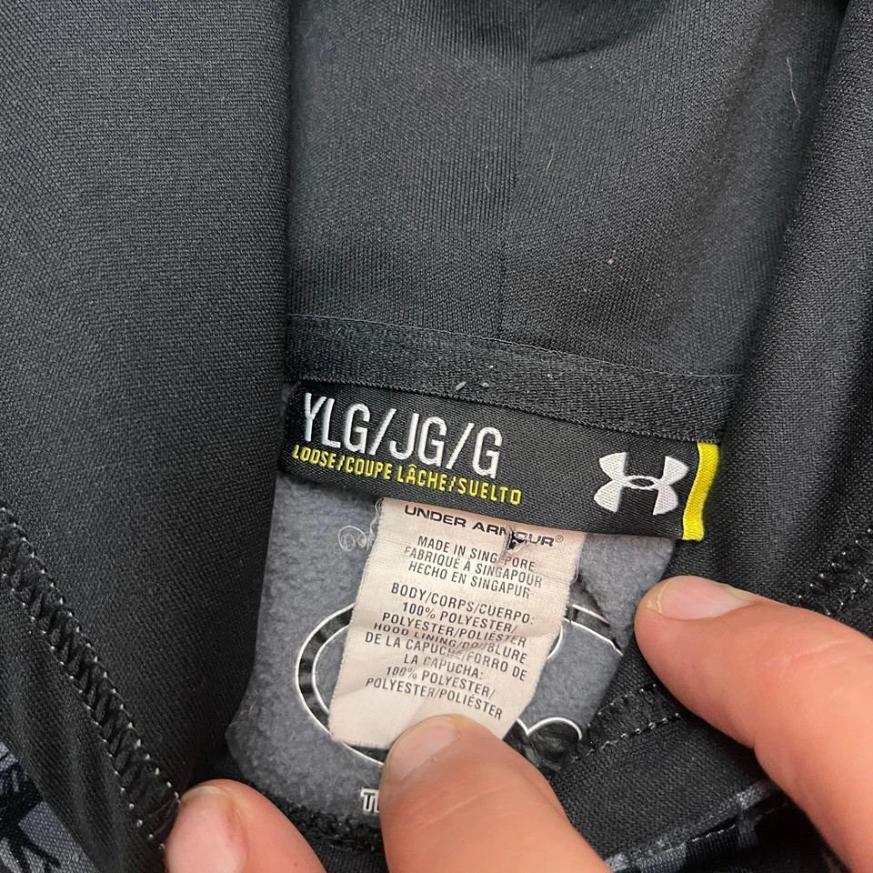 Sudadera con Capucha Batman Under Armour Estampado Completo Talla Juvenil Grande Foto 4 de 4