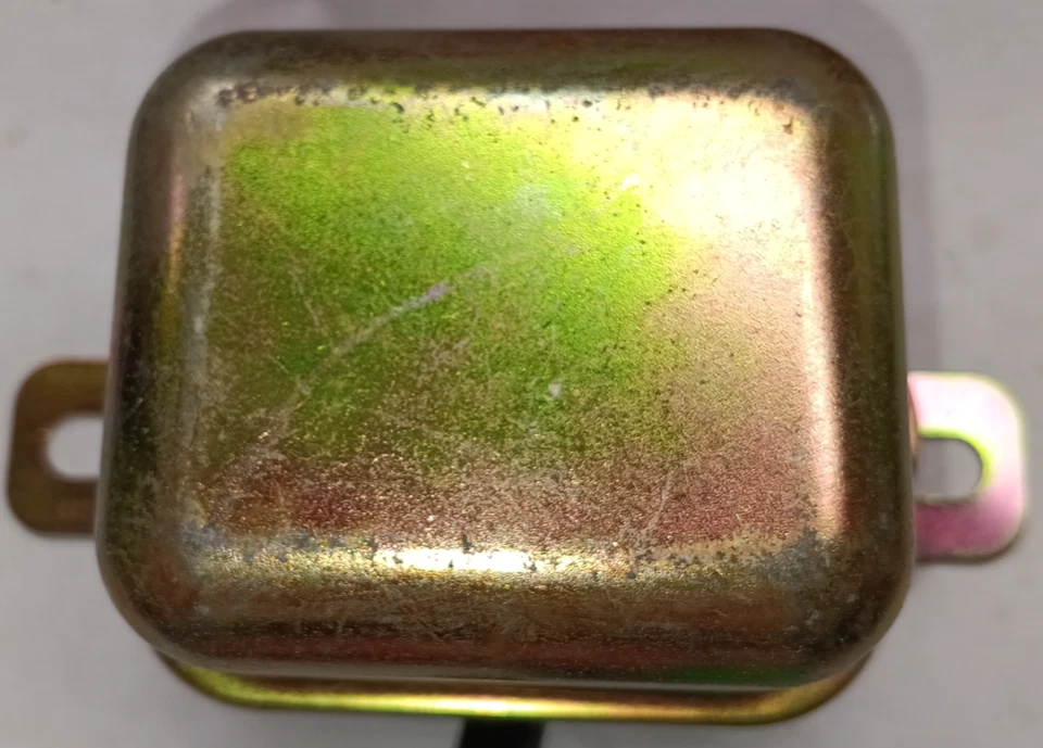 Regulador de voltaje estándar VR-149 Foto 4 de 4