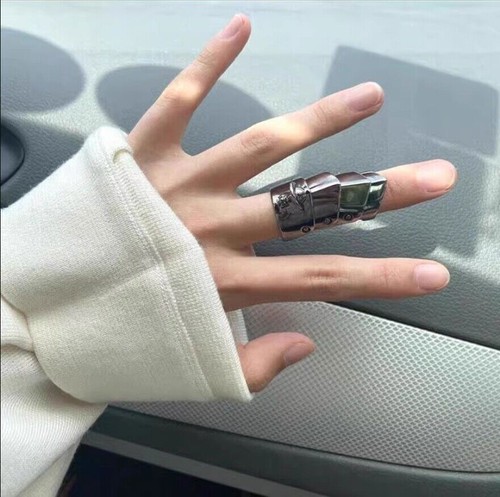Manga NANA Oosaki Nana Anime Joint Armor Knuckle Gothic Finger Ring Jewelry Gift - Picture 5 of 9