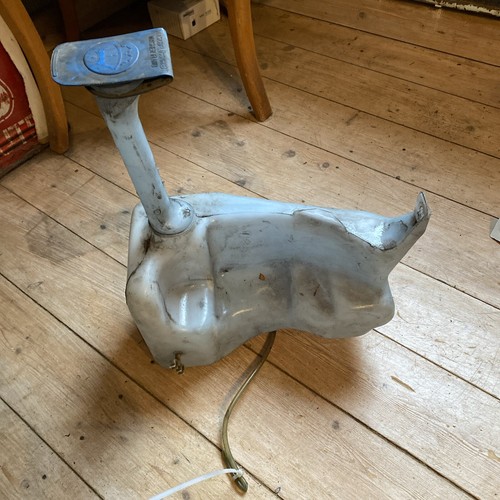 VW T4 Transporter Pritsche Original Scheibenwischwasserbehälter+Pumpe 701955453