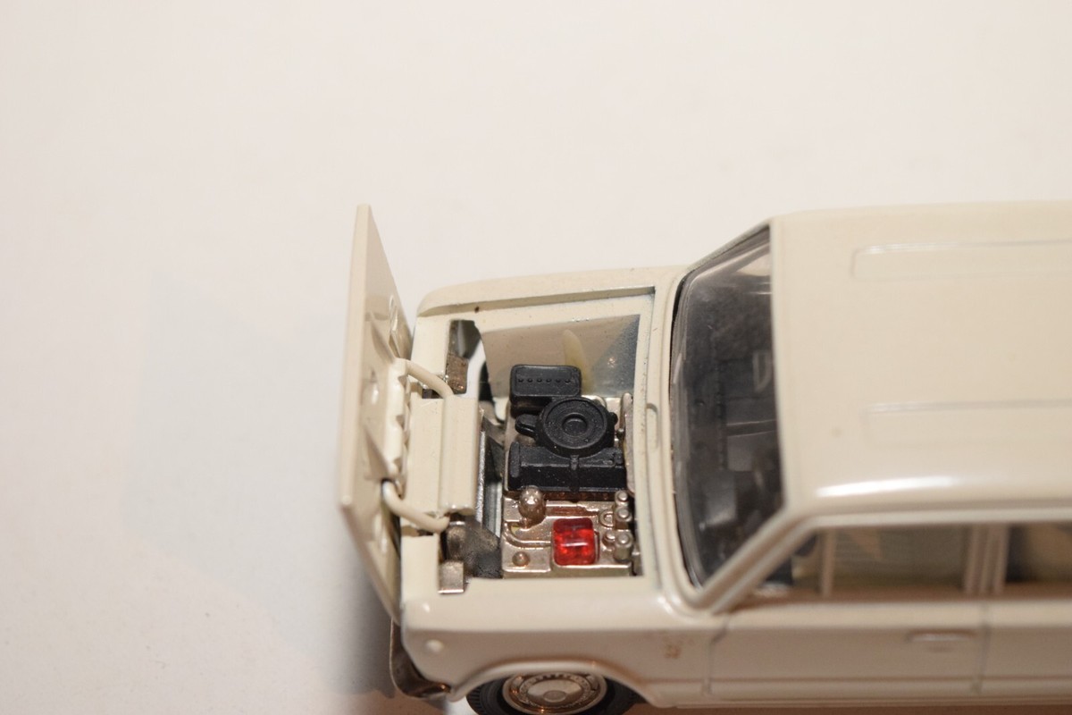 Novoexport Lada 2102 CCCP USSR No Dinky Toys No Solido No Tekno No
