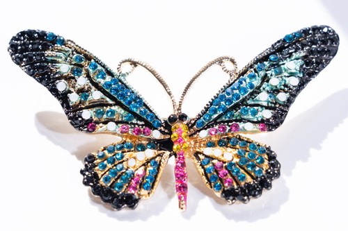 Broche Mariposa Estrás Azul Esmalte Tono Dorado Joyería de Moda Nuevo - Imagen 3 de 4
