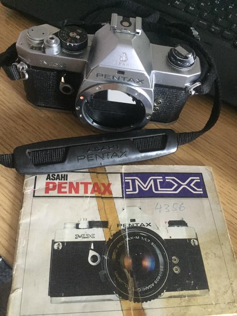 Asahi Pentax MX SLR Film Camera w⁄ SMC Pentax-M 50mm F⁄1.7 Lens