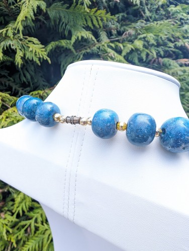 Vintage Heavyweight Healing Blue Jasper Gold Beaded Necklace - Picture 4 of 7