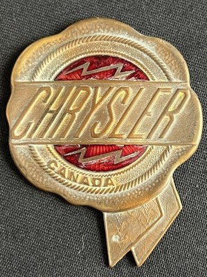 CHRYSLER CANADA AUTO EMAILLE PORZELLAN OLDTIMER KÜHLERGRILL ABZEICHEN