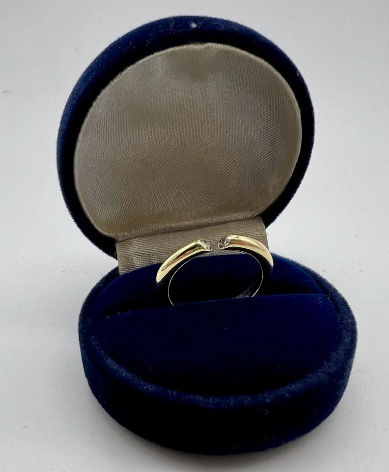 Außergewöhnlicher 14K Gelbgoldring mit zwei Brillanten à 0,05 ct. - Bild 1 von 4