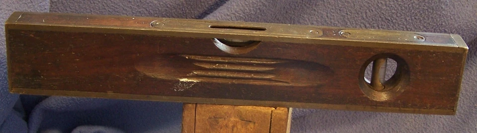 Henry Disston & Sons Nº 70 12 in Latón Encuadernado Palo de Rosa Nivel Buen Nivel de Funcionamiento Foto 2 de 4