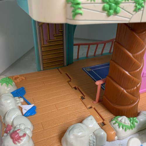 Paraguas y accesorios vintage Fisher Price 2000 Sweet Street Beach House - Imagen 9 de 12