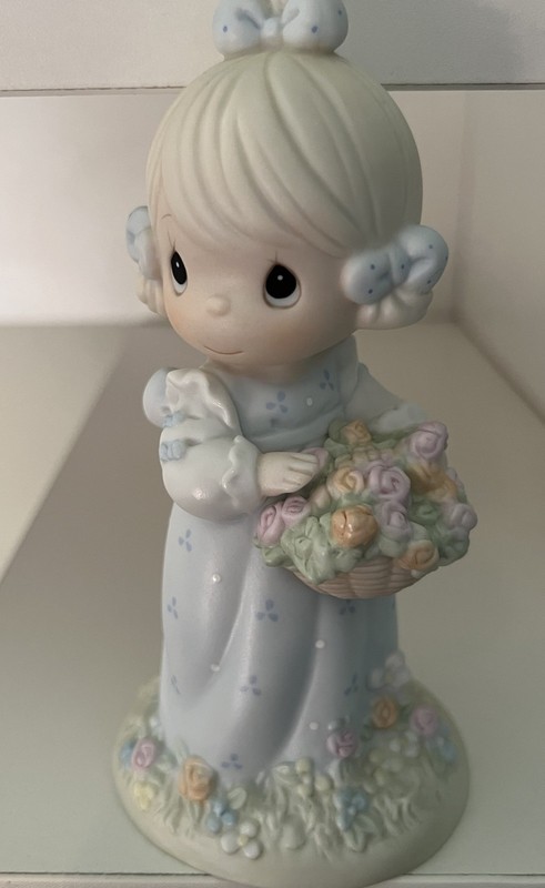 Precious Moments “Take Time to Smell the Flowers” Porcelain Girl 1994 LE