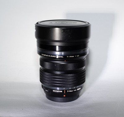 Olympus M.ZUIKO Digital 7-14 mm 1:2.8 Pro 