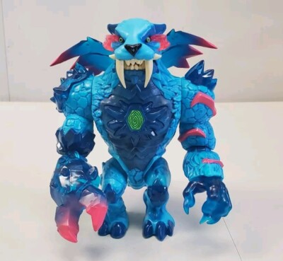 MrBeast おもちゃ フィギュア Amazon.com: INCREDITOYZ Mr. Beast Lab Mutators 5.5 Inch