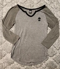 A-Lab Alien 3/4 Sleeve Shirt. Soft!!! Sz XS C47