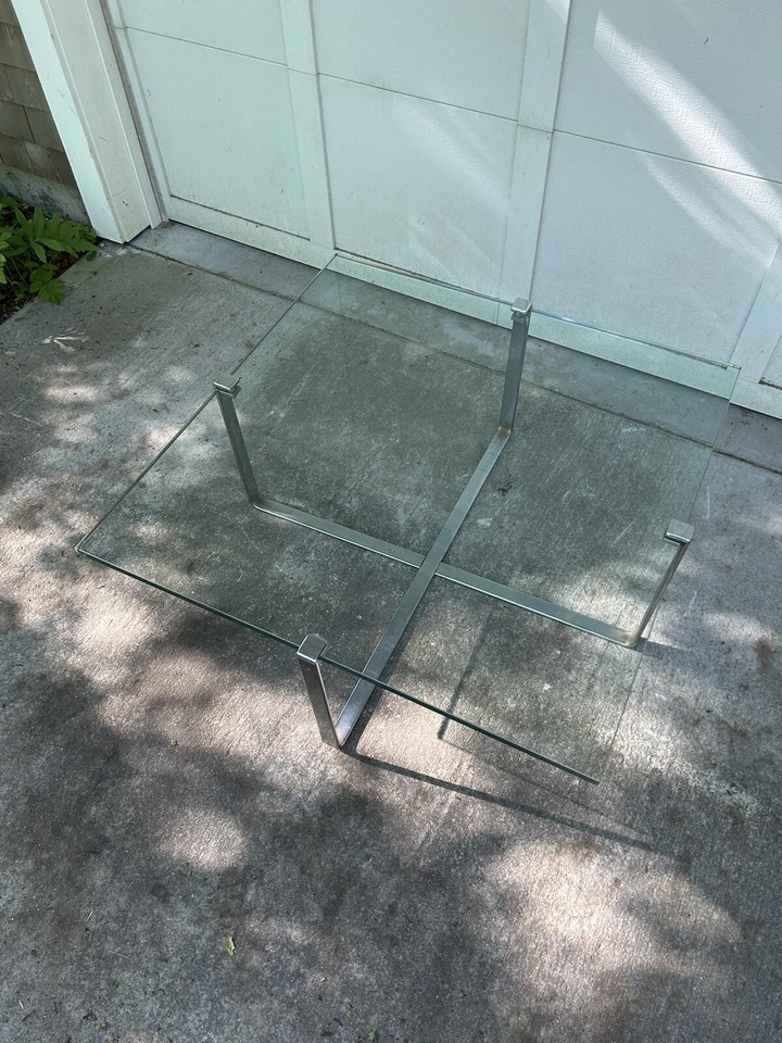 MCM 铬和玻璃 Knoll 巴塞罗那风格鸡尾酒/咖啡桌 39 英寸 — 第 3/4 张图片