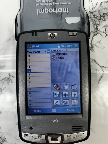 HP iPAQ Pocket PC HX2490B WM 5,0 520 MHz - Chargeur et étui testés par le système d'exploitation anglais lire