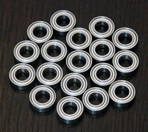 (18pcs) THUNDER TIGER EK-4 4WD MONSTER TRUCK Metal Sealed Ball Bearing Set - Picture 1 of 1