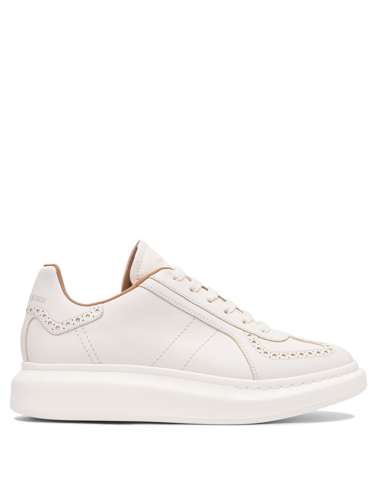 Мужские кроссовки и слипоны Alexander Mcqueen размера EU 41 137890₽