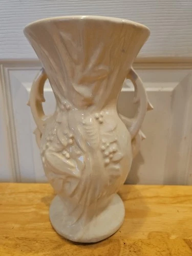 MCCOY POTTERY 8" WHITE BIRD OF PARADICE VASE