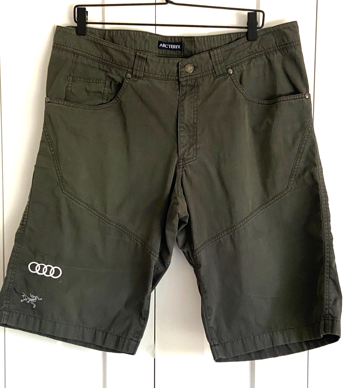 ARC'TERYX per AUDI Bastione Misto Cotone Escursionismo Uomo Corto Tg 36 Verde Militare