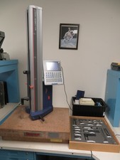 Mitutoyo Linear Height 600 w/ QM-Data 100 Digital Height Gage QH33