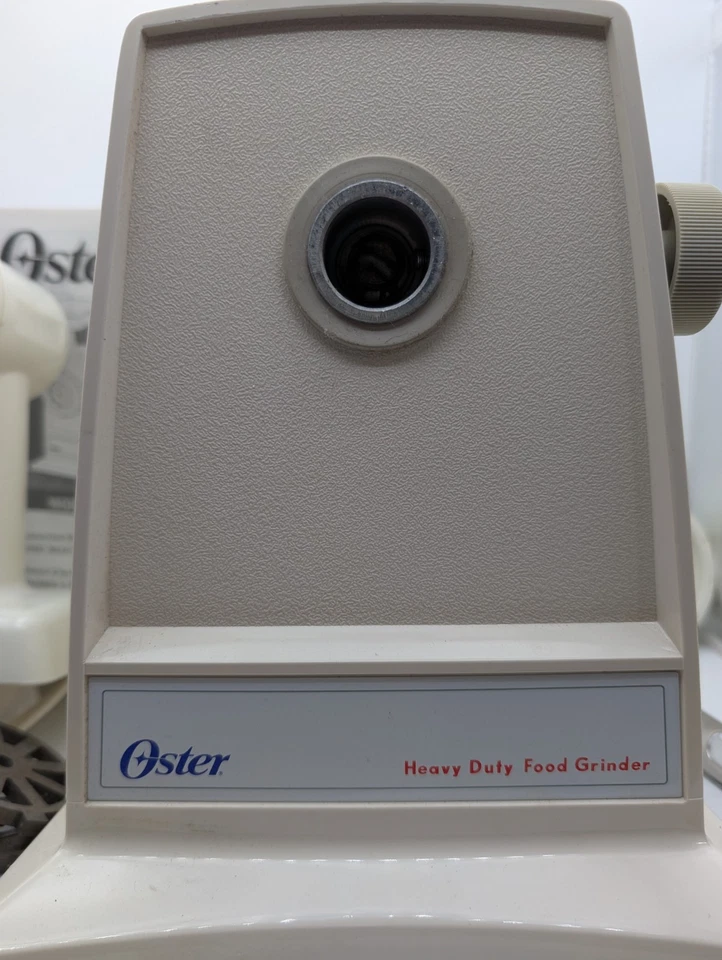 Molinillo de alimentos y salchichas Oster de alta resistencia modelo 4726 limpio probado funcionando Foto 4 de 4