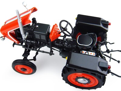 Universal Hobbies 1:32 Scale Kubota T15 (1960) Tractor