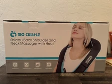 shiatsu back neck and shoulder massager with heat NEW IN BOX