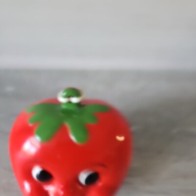 Sankyo Musical Pull-String Toy Vintage 1974 Tomato Collectible