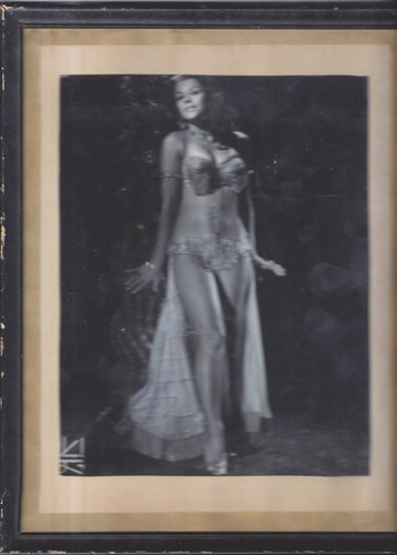 RARE Signed VEYDA Bulesque Dancer 8x10 VINTAGE Glossy Photo FRAMED