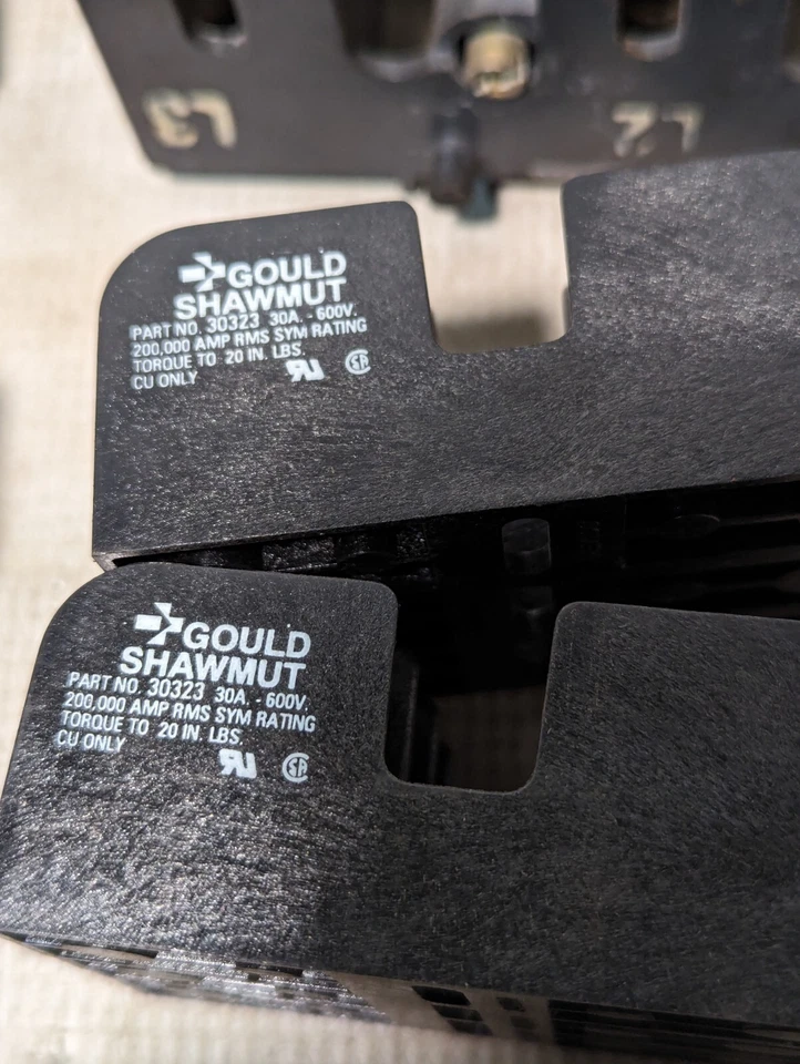 Лот держателей предохранителей, как на фото - Изображение 4 из 4