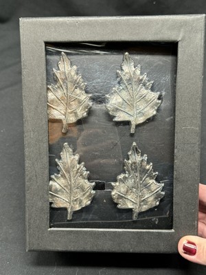 RACHEL ZOE  NAPKIN RINGS (4) LEAVES SILVER BLUE METAL NIB