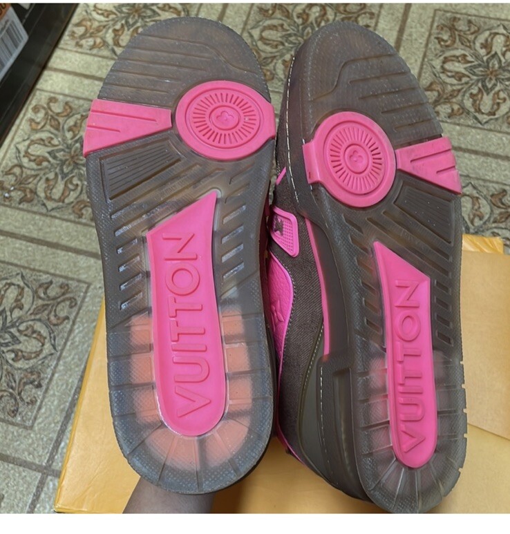 Size 5 men size 7 women Louis Vuitton LV Trainer Brown Pink  display picture 3