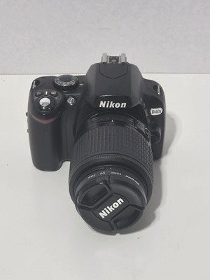 Nikon D D40x 10.2MP Digital SLR Camera - Black (Kit w/ AF-S DX G ED II...