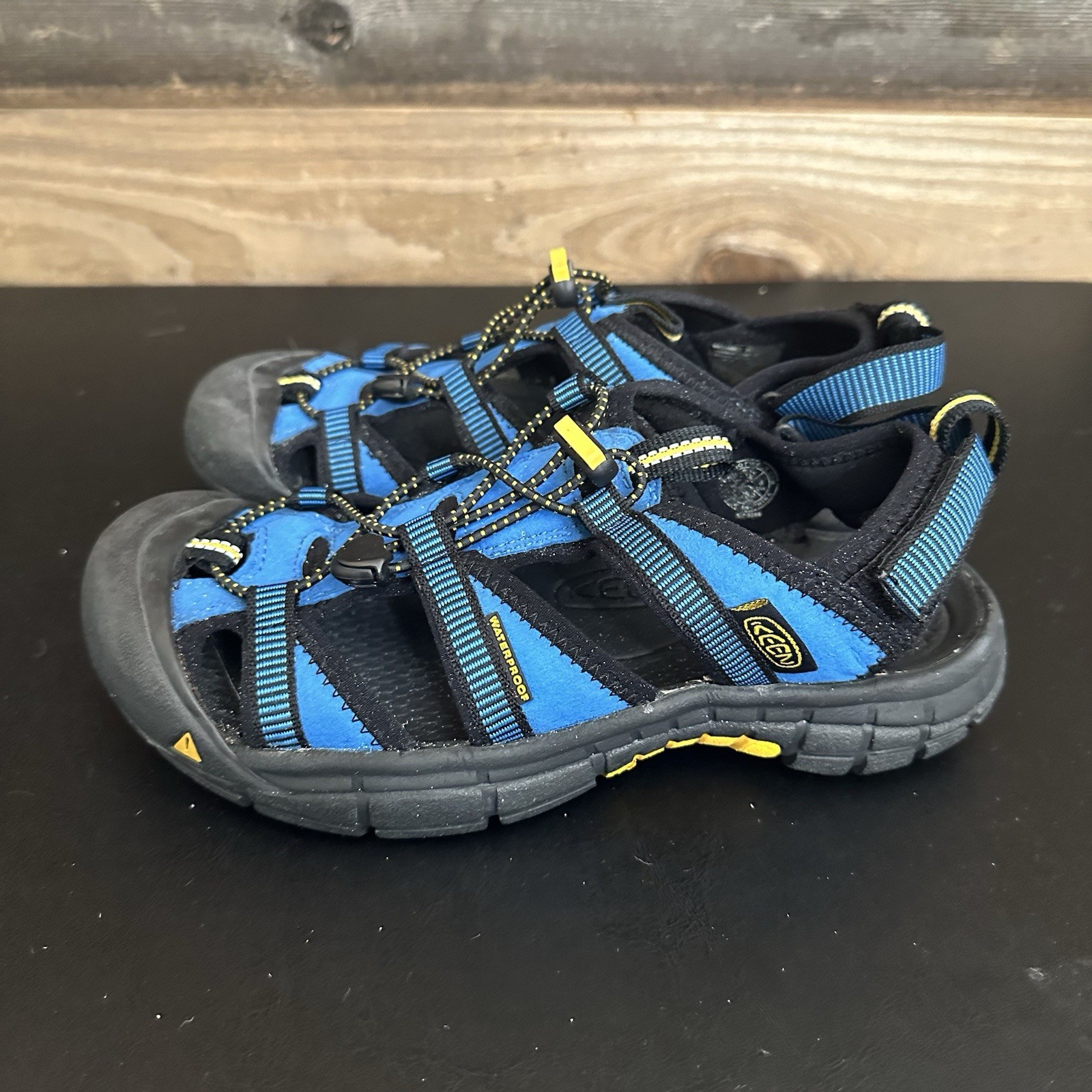 Keen Newport Sandalo Sportivo Blu Donna Taglia US 8 Cinturino Regolabile Impermeabile
