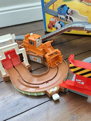 Faulty - Tomy Thomas The Tank Engine And Friends Big Loader - Spares Or Repairs - Picture 5 of 12