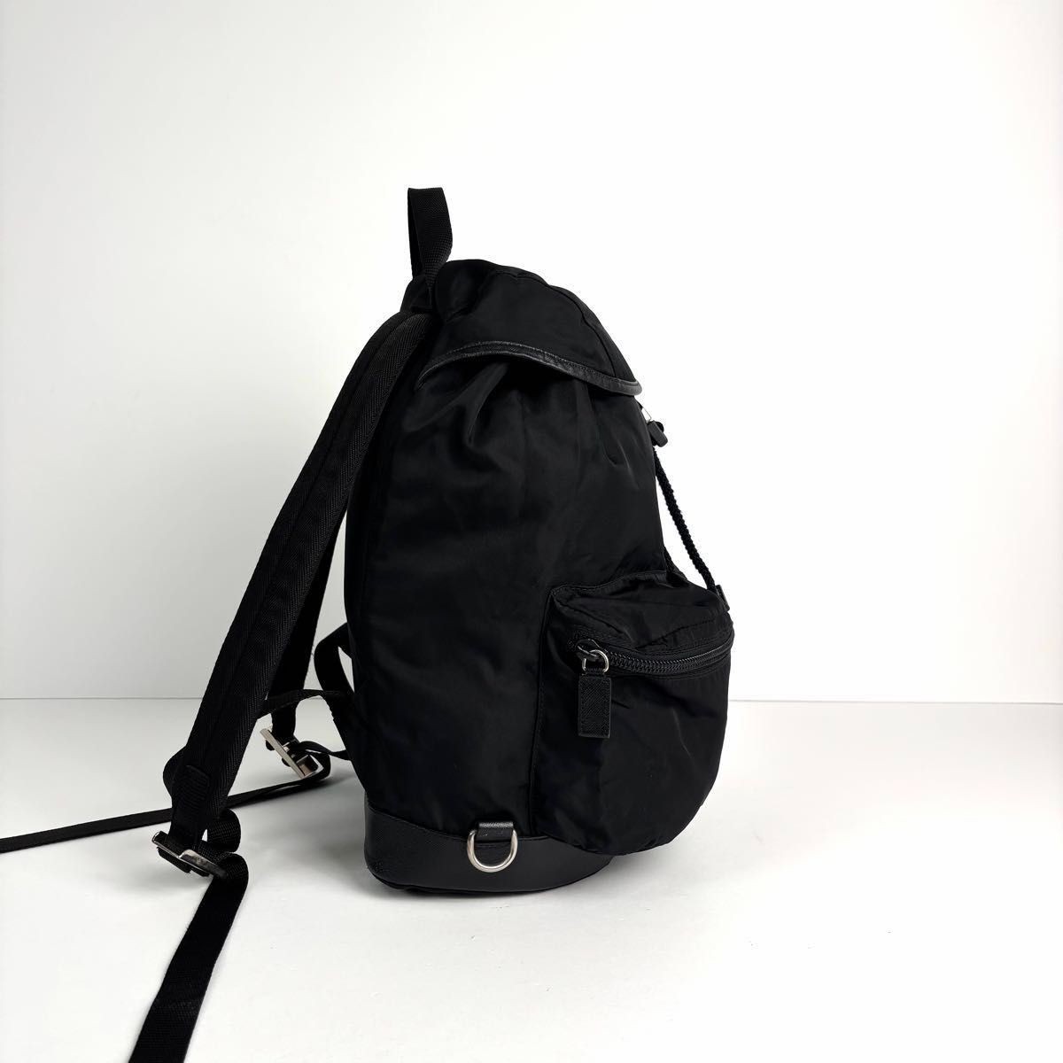 Condition PRADA Rucksack Backpack Triangle Logo N… - image 4