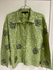Pleats Collection by Pings Imports Sz L ABSTRACT LIME GREEN BLACK Button Blouse