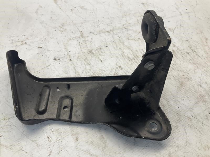 Maserati Ghibli 2014-2017 Left Radiator bracket P/N 210247837