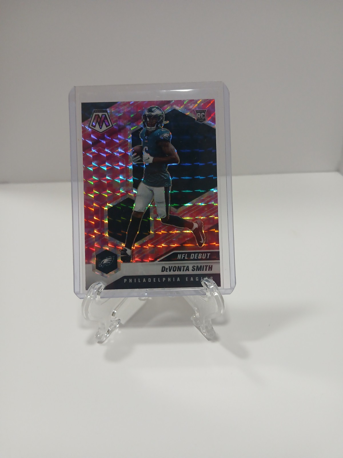 2021 Panini Mosaic - NFL Debut Devonta Smith #246 Camo Pink Mosaic Prizm (RC)