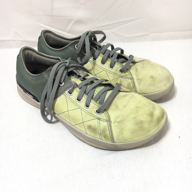 reebok green suede trainers