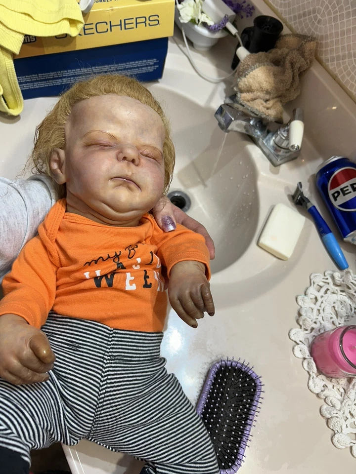 Real born Alternative娃娃 — 第 2/4 张图片