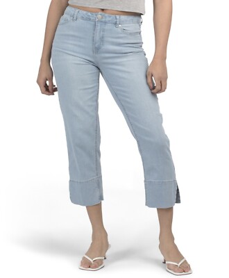 D JEANS women s capri light blue denim skinny jeans. Size 10, Inseam-18.5 .