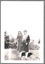 VINTAGE PHOTOGRAPH CALIFORNIA 2 LADYS FLAPPER GIRLS FASHION OF ERA OLD PHOTO