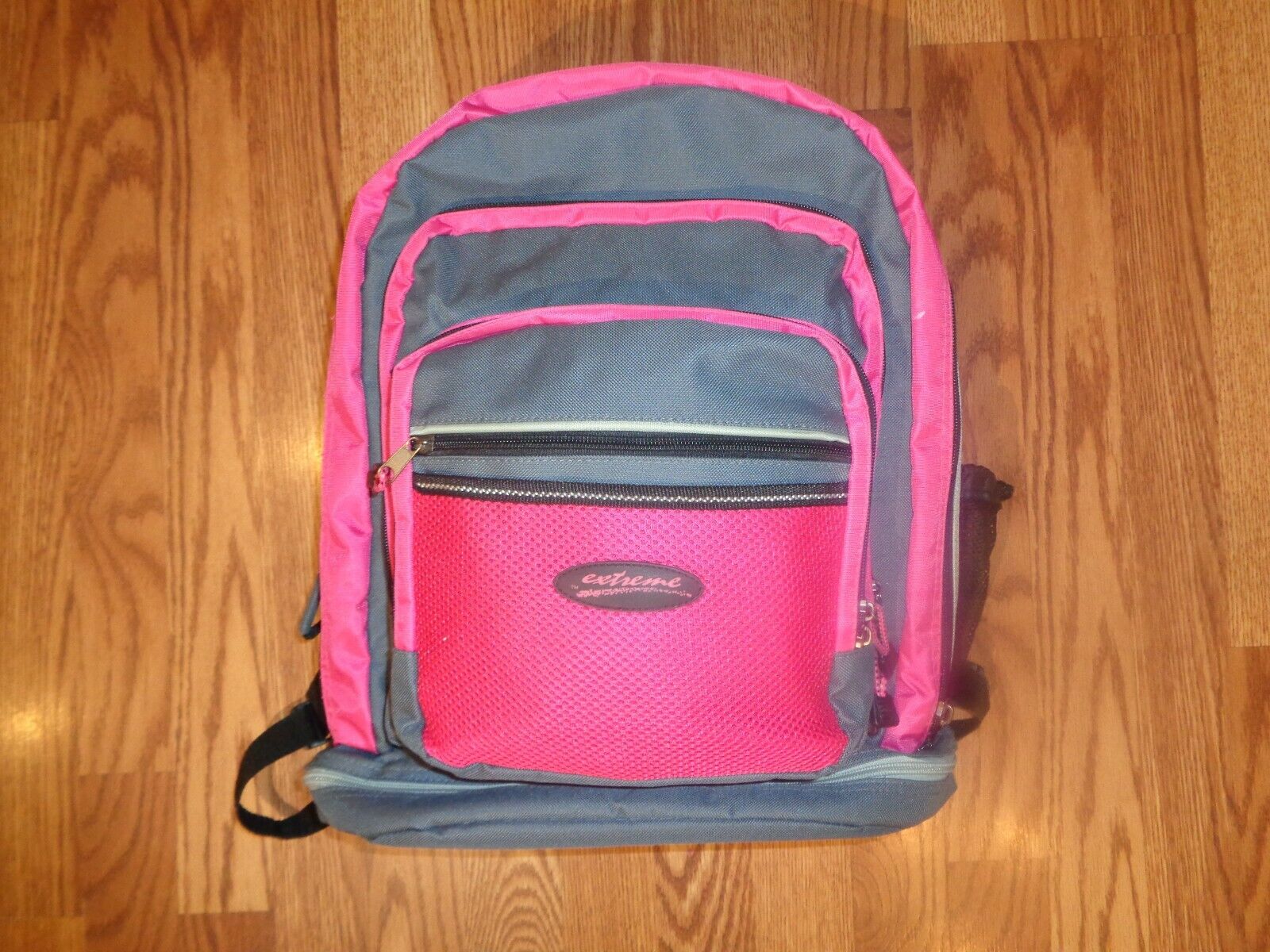 EXTREME BACKPACK 4 ZIPPER SECTIONS & BOTTOM ZIP AROUND PINK & GREY EXCELLENT 